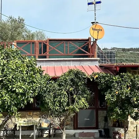 Xiropotami House *